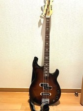 Baixo elétrico Yamaha BB424 marrom tabaco Sunburst do Japão comprar usado  Enviando para Brazil