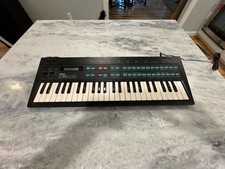 Yamaha DX100 Algoritmo Digital Programável Sintetizador Teclado Midi Piano Usado comprar usado Yamaha DX100 Algoritmo Digital Programável Sintetizador Teclado Midi Piano Usado comprar usado  Enviando para Brazil