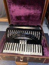 Titano accordion 120 for sale  Laredo