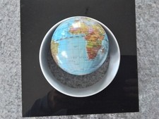 Mappamondo lievitazione magnet usato  Italia