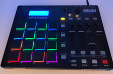 Controlador Akai MPD226 MIDI Pad com adaptador AC, cabo USB comprar usado  Enviando para Brazil