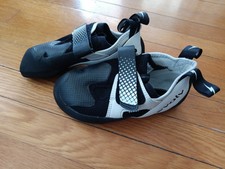 Evolv zenist climbing for sale  Hampton