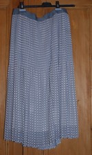 Rock bodenlang 42 gebraucht kaufen Rock bodenlang 42 gebraucht kaufen  Möckmühl