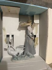 Vintage lladro girl for sale  Shipping to Ireland