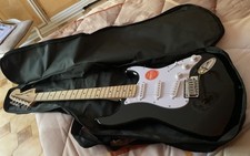Chitarra elettrica squier usato  Santa Maria la Carità