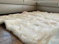 Véritable fourrure tapis d'occasion  Expédié en France