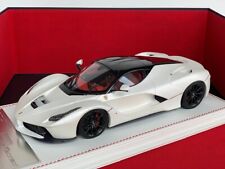 Ferrari LaFerrari (Blanco Perla Mate) [Davis & Giovanni] Escala 1/18 segunda mano  Embacar hacia Argentina