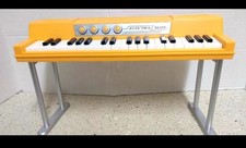 Melody electric piano for sale Melody electric piano for sale  La Verne