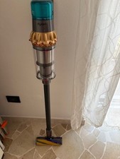 Dyson v15 detect usato  Milano