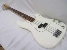 Guitare basse électrique d'occasion Guitare basse électrique d'occasion  Expédié en France