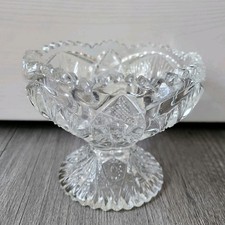 Antigo dente de serra de cristal tigela transparente pedastal motivo arco estrela pé compota ABP comprar usado Antigo dente de serra de cristal tigela transparente pedastal motivo arco estrela pé compota ABP comprar usado  Enviando para Brazil