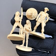 4 PIEZAS Héroes Supervivientes Miniaturas Saga Posthumana Juego de Mesa Modelos Juguete Kickstarter segunda mano  Embacar hacia Mexico