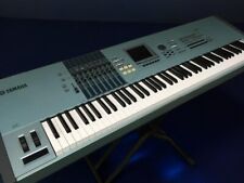 Yamaha motif xs8 d'occasion  Expédié en Belgium