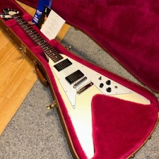 Usado, Gibson EUA Flying V 2015 Japão Ltd Clássico Branco EMG JH Mods com OHSC comprar usado  Enviando para Brazil