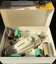 Usado, Máquina de costura Singer profissional agulha inclinada em ziguezague 161829 comprar usado  Enviando para Brazil