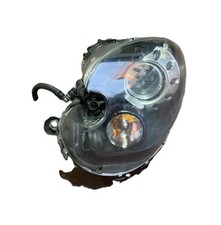 Faro anteriore sinistro usato  Italia