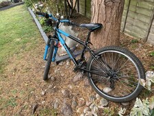 Kids bike mountain for sale  BANSTEAD