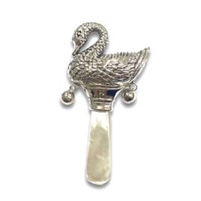 Lindo chocalho bebê cisne com cabo de madrepérola prata esterlina 925 comprar usado  Enviando para Brazil