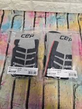 Meias de compressão CEP Obstacle Run pacote com 2 pares tamanho IV masculinas RRP £ 90 prata comprar usado  Enviando para Brazil
