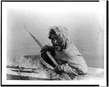Usado, Caçador de focas, caiaque, esquimós, inuit, subsistência, comida, Noatak, Alasca, AK, E Curtis, c1929 comprar usado  Enviando para Brazil