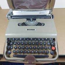 Olivetti lettera vintage for sale  CHELTENHAM