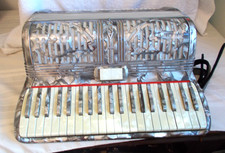 Titano accordion reeds for sale  USA