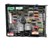 Centralina porta fusibili usato Centralina porta fusibili usato  Italia