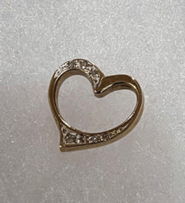 Usado, Pingente de coração flutuante ouro amarelo 333/8 quilates 2,25 gramas detalhes de diamante comprar usado  Enviando para Brazil