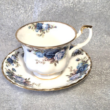 Tasses tasses porcelaine d'occasion  Thiron-Gardais