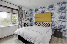 King size bespoke for sale  WORTHING