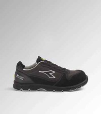 39 diadora scarpe n usato  Bacchereto