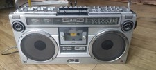 sharp boombox d'occasion sharp boombox d'occasion Val-de-Reuil