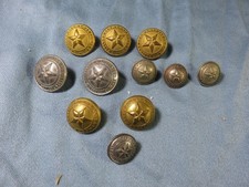 Anciens boutons militaires d'occasion  Saverdun
