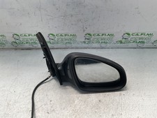 Specchietto retrovisore destro usato  Italia