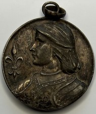 Médaille pendentif jeanne d'occasion  Saint-Maur-des-Fossés