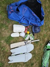 Youths cricket set for sale  CASTLEFORD