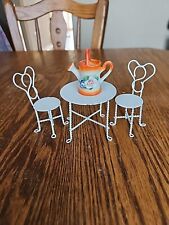 Lote de mesa e cadeiras vintage miniatura de metal pátio bistrô branco, usado comprar usado  Enviando para Brazil