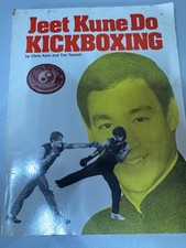 Jeet kune kickboxing d'occasion  Expédié en Belgium