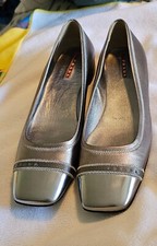 New authentic prada for sale  Hopkins