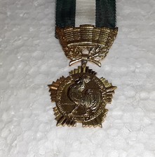 Courant medaille honneur d'occasion  Donchery
