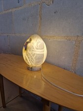 Alabaster egg shaped d'occasion  Expédié en Belgium