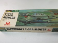 Kit de aeronave modelo HASEGAWA 1/72 Beechcraft T-34A treinador mentor lacrado comprar usado Kit de aeronave modelo HASEGAWA 1/72 Beechcraft T-34A treinador mentor lacrado comprar usado  Enviando para Brazil