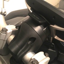 Supporto montaggio manubrio usato  Urbino