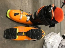 Scarponi alpinismo scarpa usato  Italia