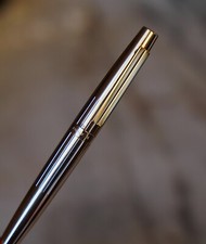 Splendide stylo bille d'occasion  Paris IX