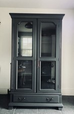 Stunning black glass for sale Stunning black glass for sale  ROMFORD