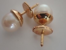 Belles boucles oreilles d'occasion Belles boucles oreilles d'occasion  Chantelle