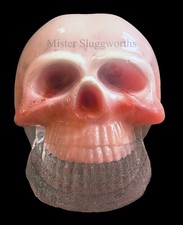 Usado, Estátua de crânio humano bicolor gótica de resina cristal personalizada Halloween decoração para casa comprar usado  Enviando para Brazil
