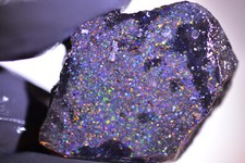 24ct 30x25x5 Czarna bazaltowa matryca opal surowy kamień szorstki / przetarty / pokrojony klejnot honduraski na sprzedaż  Wysyłka do Poland