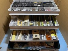 Usado, Componentes elétricos resistor, capacitor, diodos, relés, placas PCP comprar usado  Enviando para Brazil